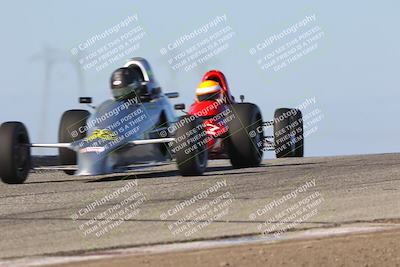 media/Oct-26-2025-CalClub SCCA (Sun) [[8ce1e69566]]/Group 6/Grapevine/